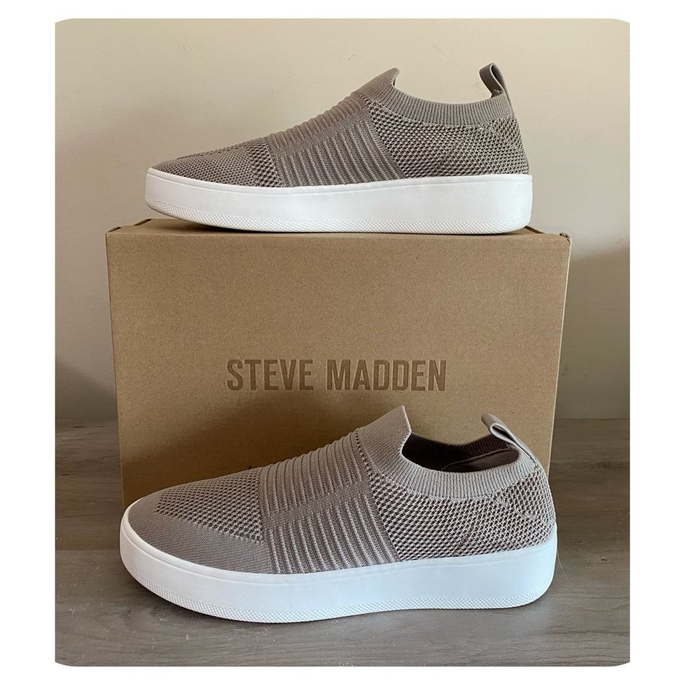 Steve Madden Beale Taupe Casual Slip On Flats Womens Sz: 9 Medium NIB
